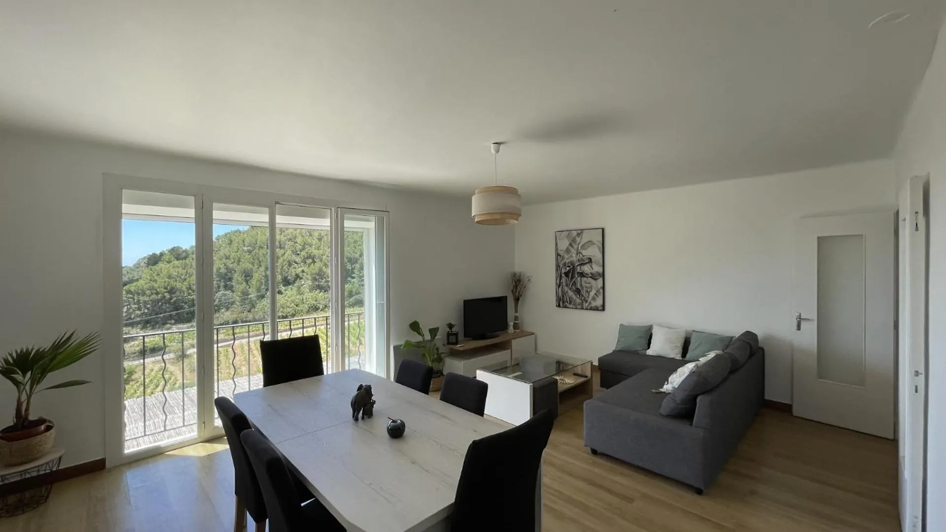 Holiday home Haut De Villa 78 M2 Vue Mer Panoramique La Cadiere-d'Azur